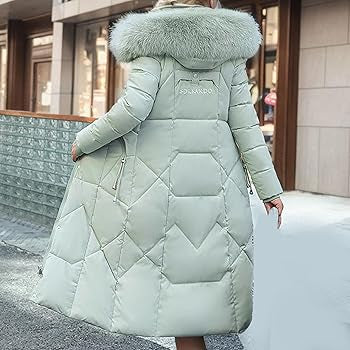 Warm Winter Long Coat with Thick Fur Collar for Women