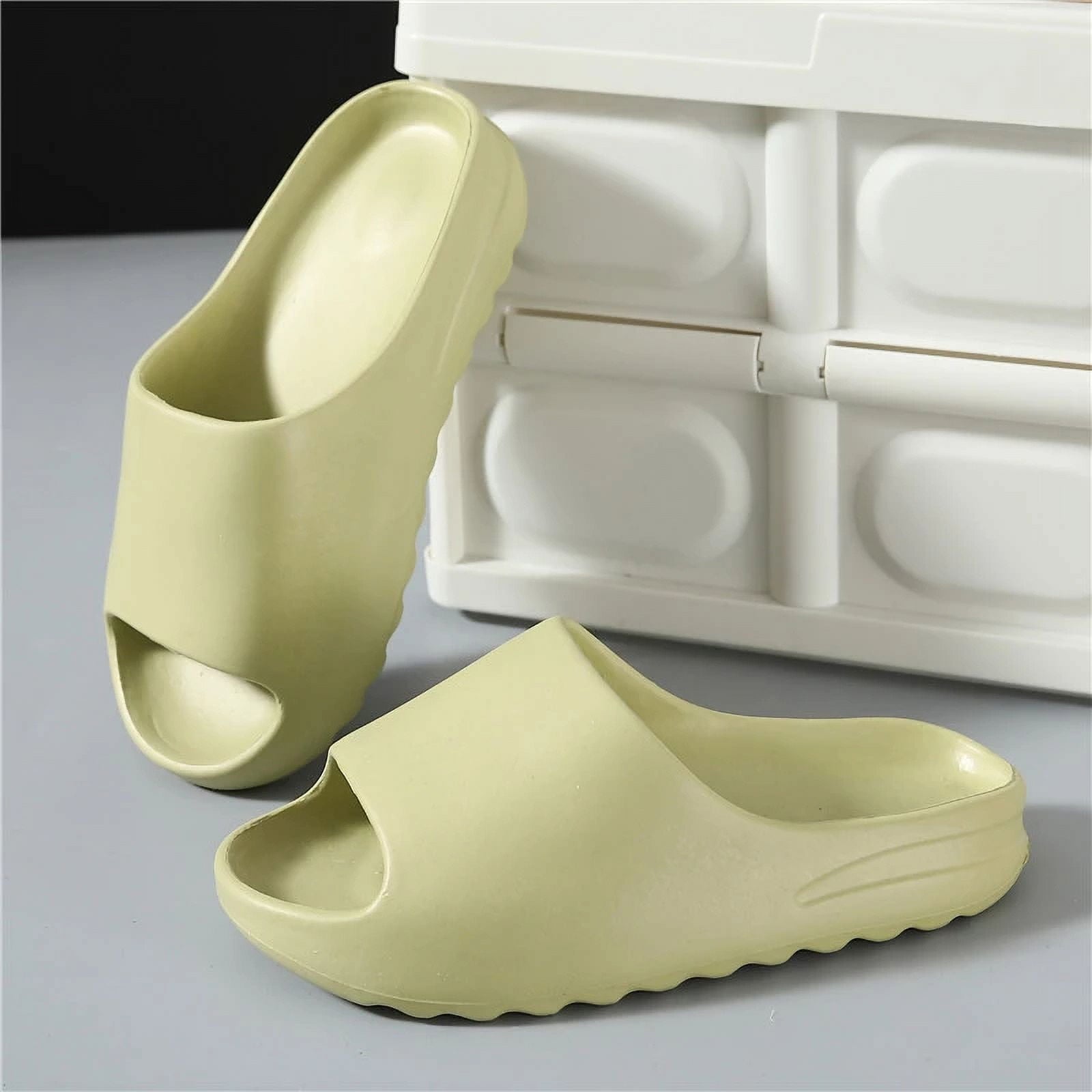Matching Parent-Child Beach Sandals – Fun &amp; Functional