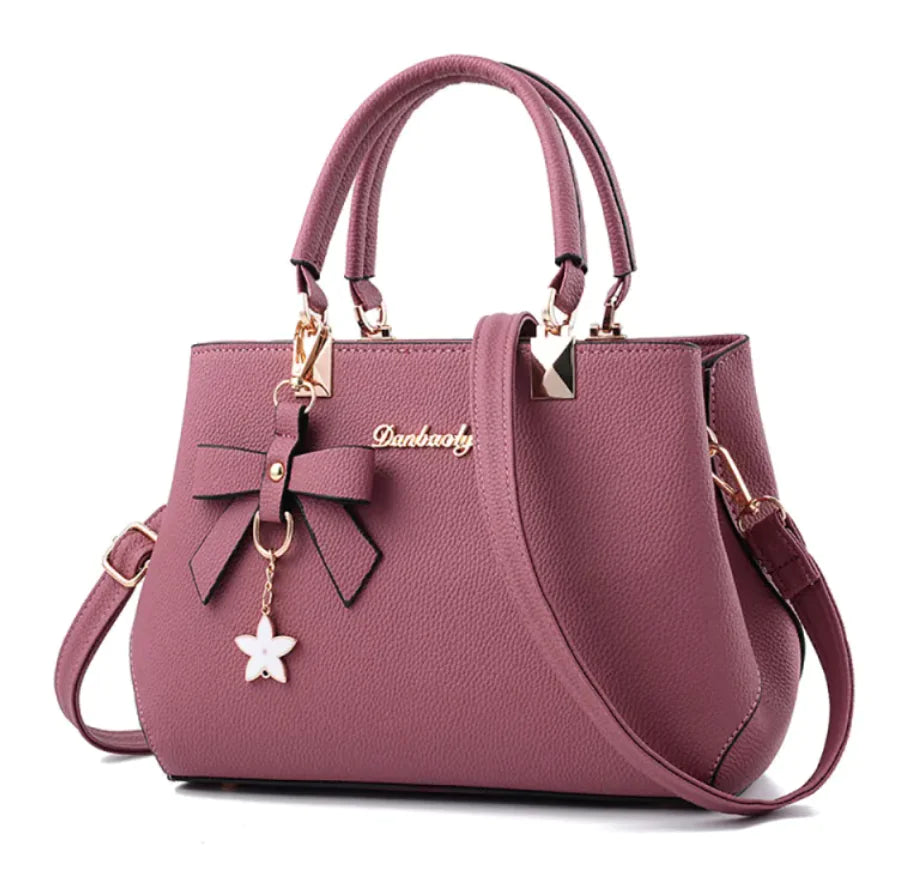 Elegant Texture Bag - Sophisticated Handbag Style