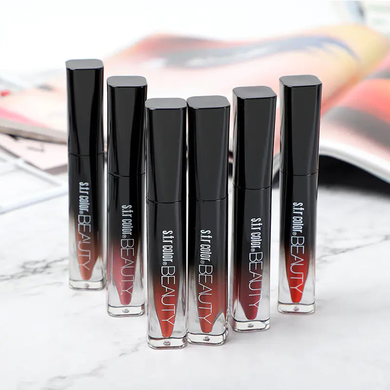 Velvet Lip Perfection - Smooth Matte Lipstick